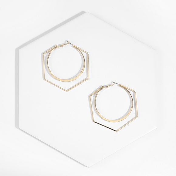 Geometric Hoop Earrings - Picture 5 of 8